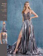 Load image into Gallery viewer, A&amp;L Couture A0742
