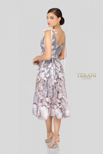 Load image into Gallery viewer, Terani couture 1912C9044
