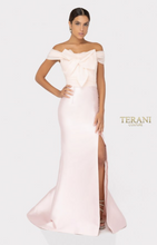 Load image into Gallery viewer, Terani Couture 1911E9104

