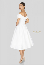 Load image into Gallery viewer, Terani Couture 1912C9656
