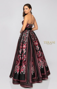Terani Couture 1911P8516