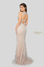 Load image into Gallery viewer, Terani Couture 1912P8225

