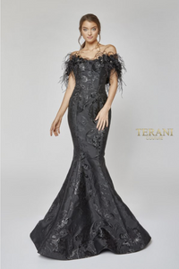 Terani Couture Fall 1921E0136
