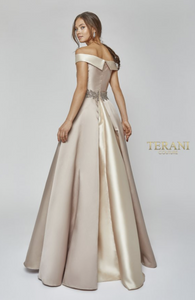 Terani Couture Fall 1921M0505