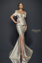 Load image into Gallery viewer, Terani Couture Fall  1921M0745

